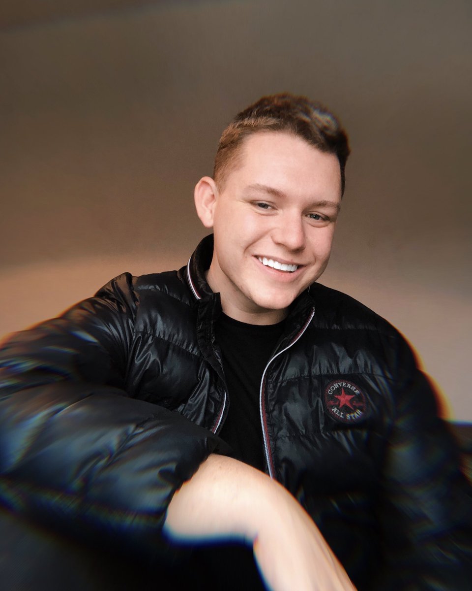 MichaelRiceOff's tweet photo. My new dance single ‘Beggin’ X @cyborgsmusic is out this Friday! Pre-save your copy on Spotify &amp; ITunes + more by using the swipe up link in my stories🔥 who’s excited to hear it? X https://t.co/SW4ZPHd3x4