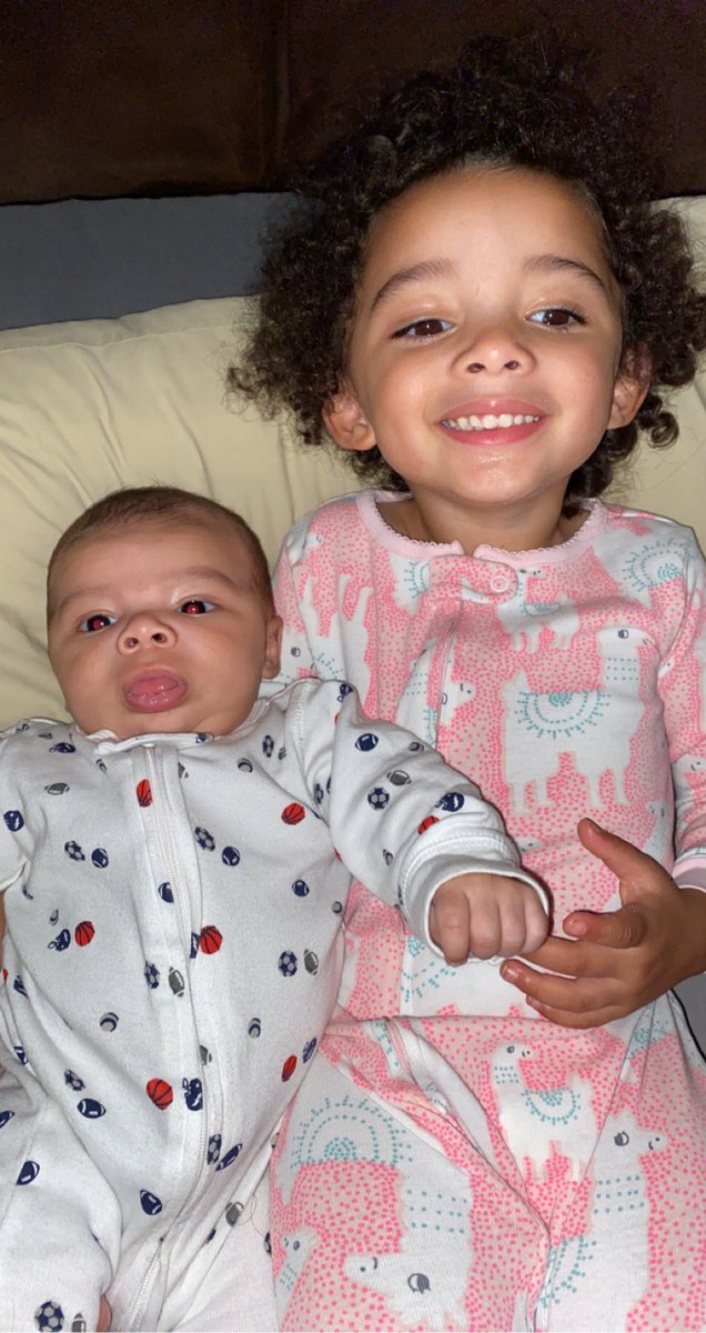 lvaxoxo's tweet photo. my babies 😍 https://t.co/SsVtM5kTev