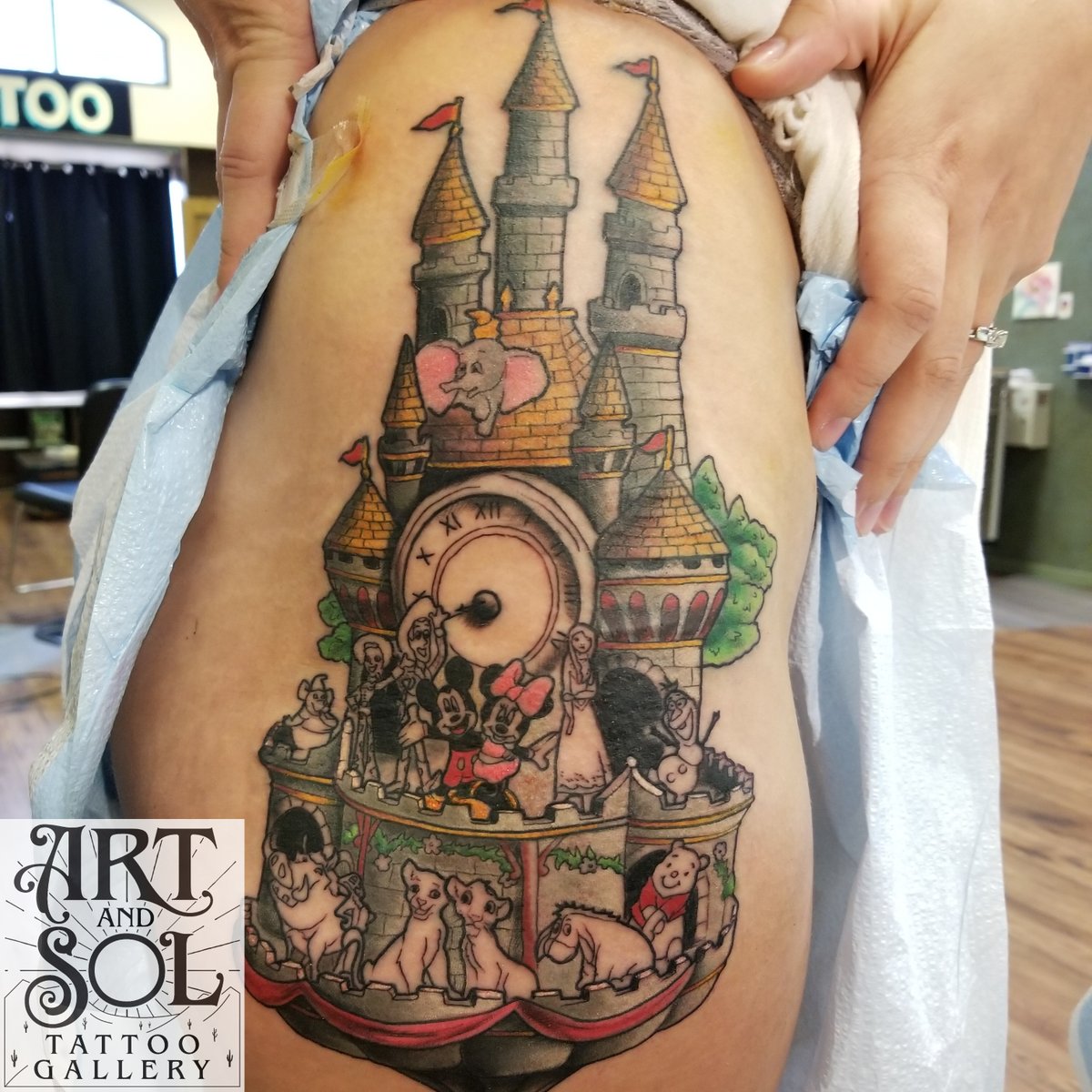 DavidMeekart's tweet photo. Who loves #disneytattoos #disneyink https://t.co/O4soDDA50M