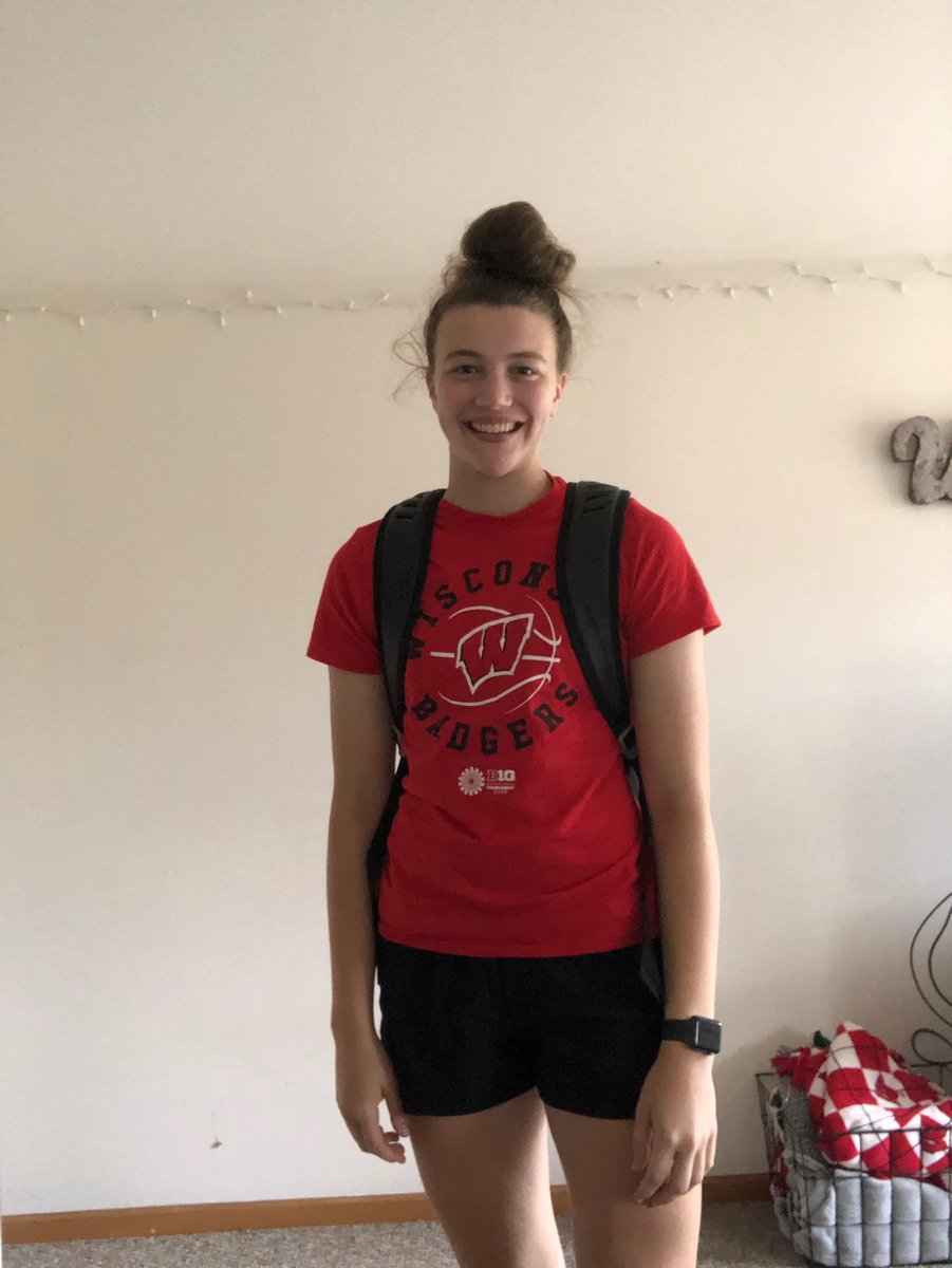 BadgerWBB's tweet photo. First day ready 👐 #OnWisconsin #BadgersDefend https://t.co/6zac874BJN