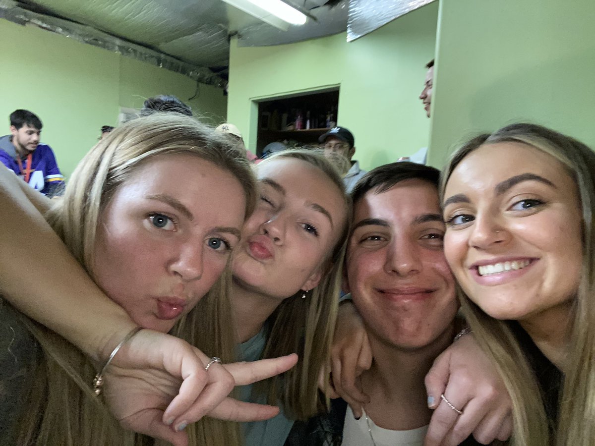 cdavidson30's tweet photo. happy 21st birthday @wyatthoward30 !!! so many good mems &amp; way more to go - can’t wait to celebrate🥳💞 https://t.co/EVXG0kokOr