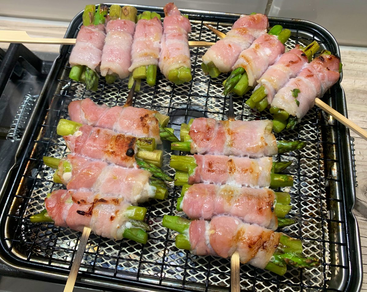 𝖸𝗈 𝖮𝗄𝖺𝖽𝖺 V Twitter 今夜は帆立シソベーゼのパスタ 副菜にアスパラベーコン串とズッキーニ炒め バターと白ワインでサッとレア焼きした刺身用帆立がむちゃ甘ウマ 秋ムード高まるロンドン 大葉がだんだん青々と育たなくなってきたので そろそろシソベーゼ 𝖸𝗈 𝖮𝗄𝖺𝖽𝖺 V Twitter 今夜は帆立シソベーゼのパスタ 副菜にアスパラベーコン串とズッキーニ炒め バターと白ワインでサッとレア焼きした刺身用帆立がむちゃ甘ウマ 秋ムード高まるロンドン 大葉がだんだん青々と育たなくなってきたので そろそろシソベーゼ