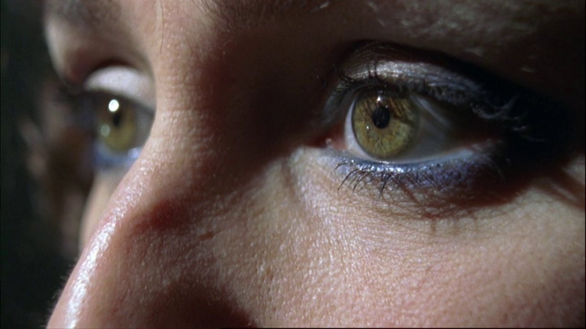 Halliesrambles's tweet image. Love these close-up shots of Keeley's eyes #AshesToAshesLive