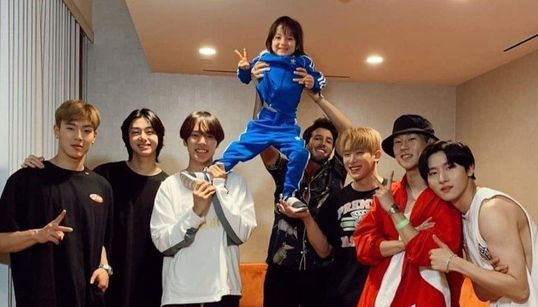 SamiRuizgo7's tweet photo. 🎶❤
@LatinGRAMMYs
Me gustaría ver @OfficialMonstaX @SebastianYatra presentándose en los #LatinGRAMMY con la canción "Magnetic"
#MagneticOnLatinGRAMMY
#MONSTAXTHEBEST https://t.co/HDS8Tuoded