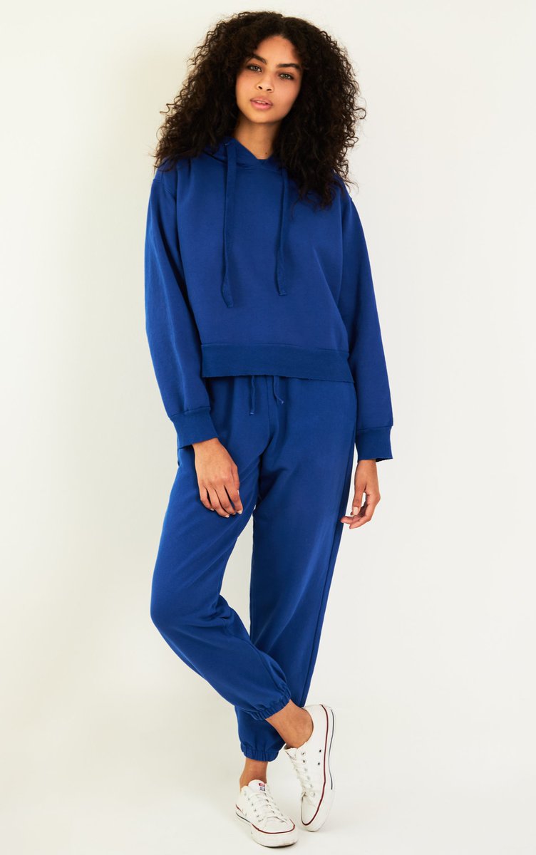 Helena Bordon tweet media