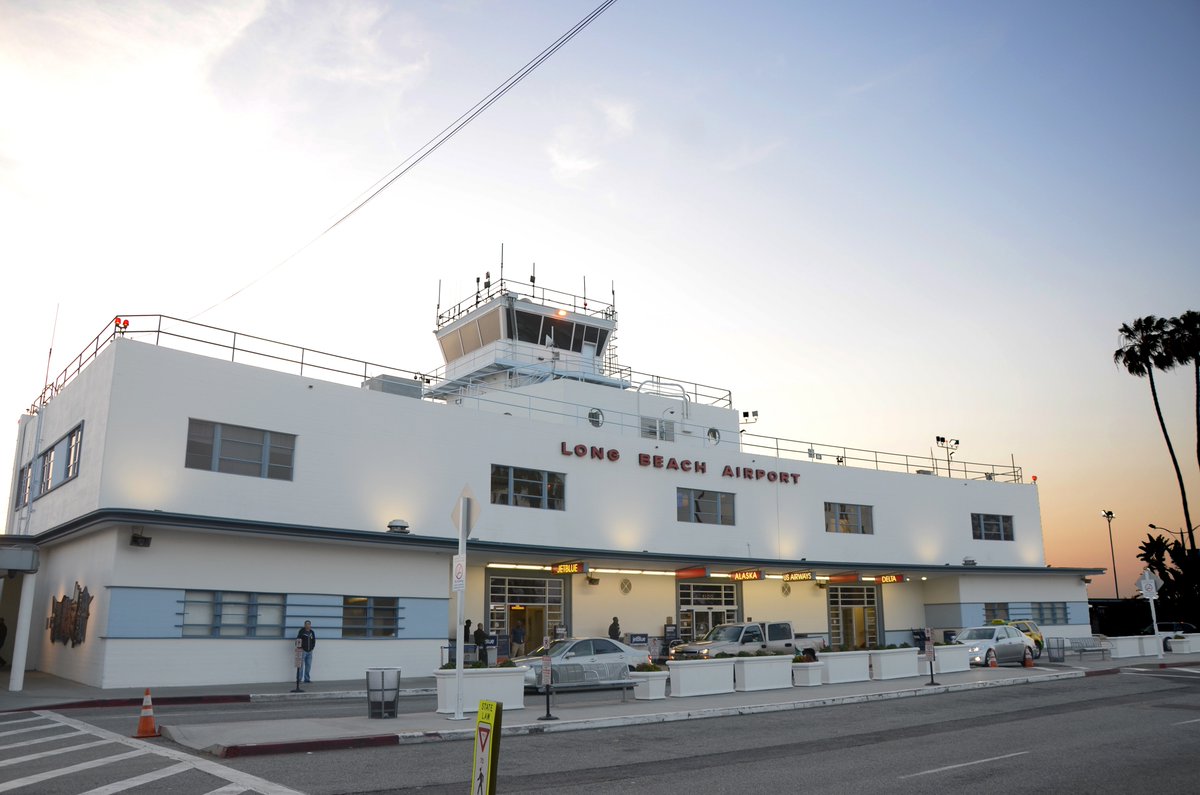 Big growth for @SouthwestAir at @LGBAirport Awarded 17 additional slots previously held by @JetBlue longbeach.gov/press-releases… #LGB #Airport #SouthwestAirlines #LUV