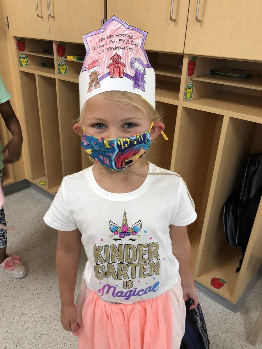 GoldnerKelly's tweet photo. Today marked my 16th first day of teaching kindergarten in Reading! My heart was happy to have my classroom filled with students again. We are ‘ready to tackle kindergarten!’ #readingelementary #kindergartenrocks https://t.co/n7RMlSEG68