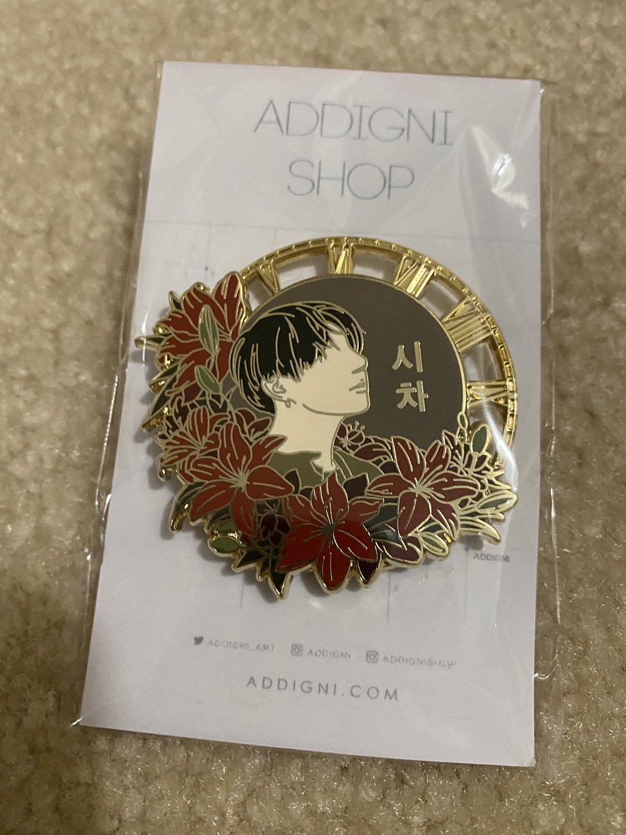 jungkook my time pin (x1) $16.37the outer gold band spins!