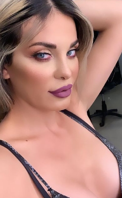 هى دمونيك دى عايزة اية مننا بالظبط