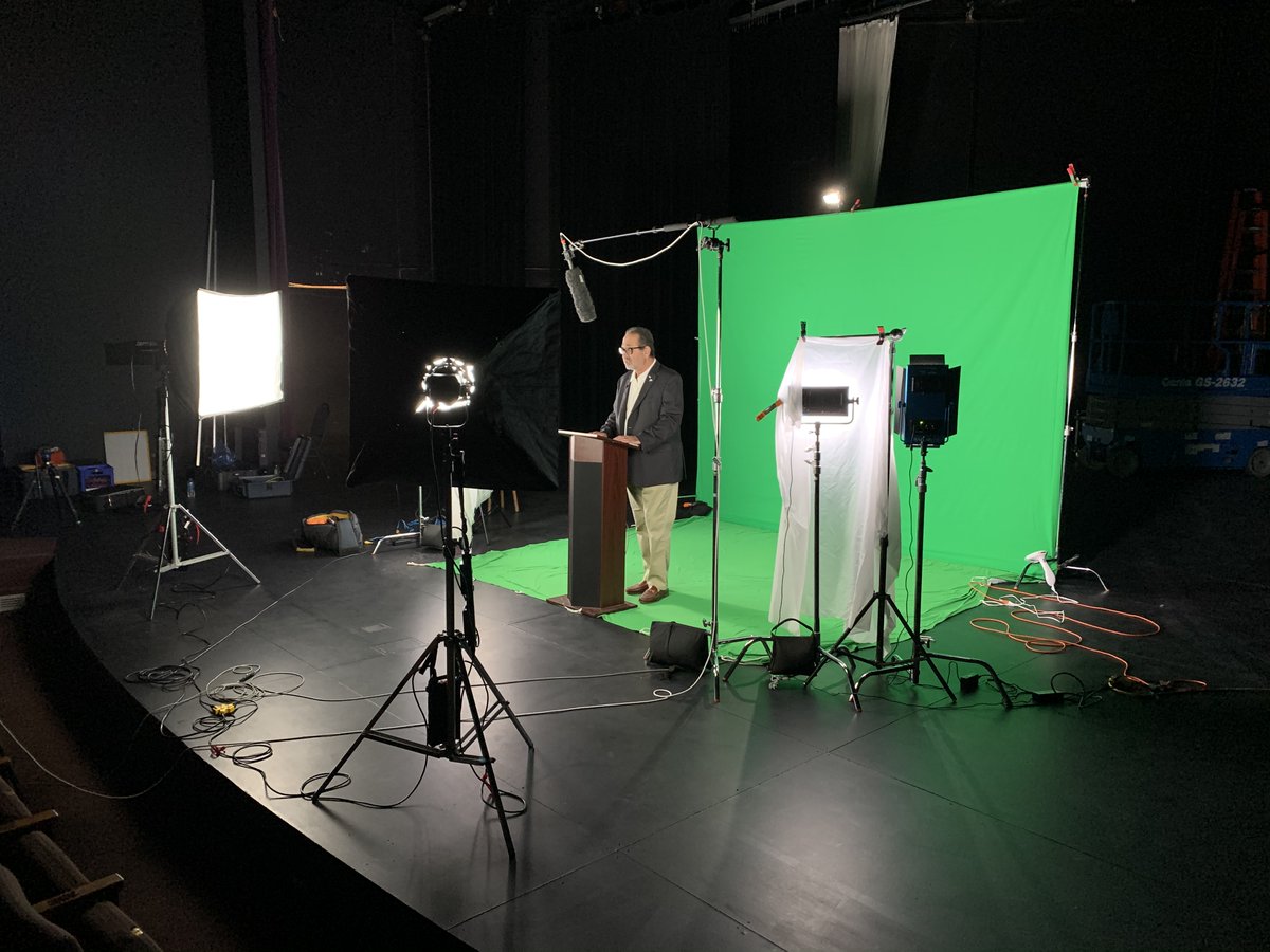 GlassEyeProds's tweet photo. Rolling live today, filmed by Glass Eye Productions: Mayor Marty Simonoff’s message for the annual “State of the City”, hosted by the Brea Chamber. Our crew enjoyed covering the city with drone and “on-the-street” footage as well as the live event. #brea #drone #greenscreen https://t.co/t2dklGiqKG