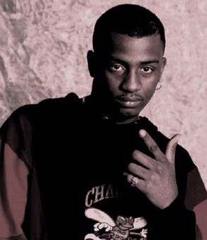 Happy Birthday to the late Tony Thompson, the lead vocalist of the 90s group Hi-Five . He would ve been 45 today. 
