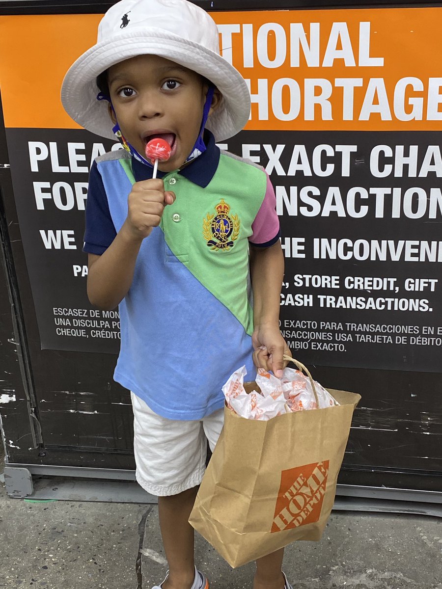 Back to school this year looks a little different. Glad we were able to provide some gift bags for associates  kids. #TakingCareofOurPeople 😊 <a href="/Rgayle23/">Rashema Gayle</a> <a href="/Rgayle23/">Rashema Gayle</a> <a href="/ColeenSaul/">Coleen Saul</a>