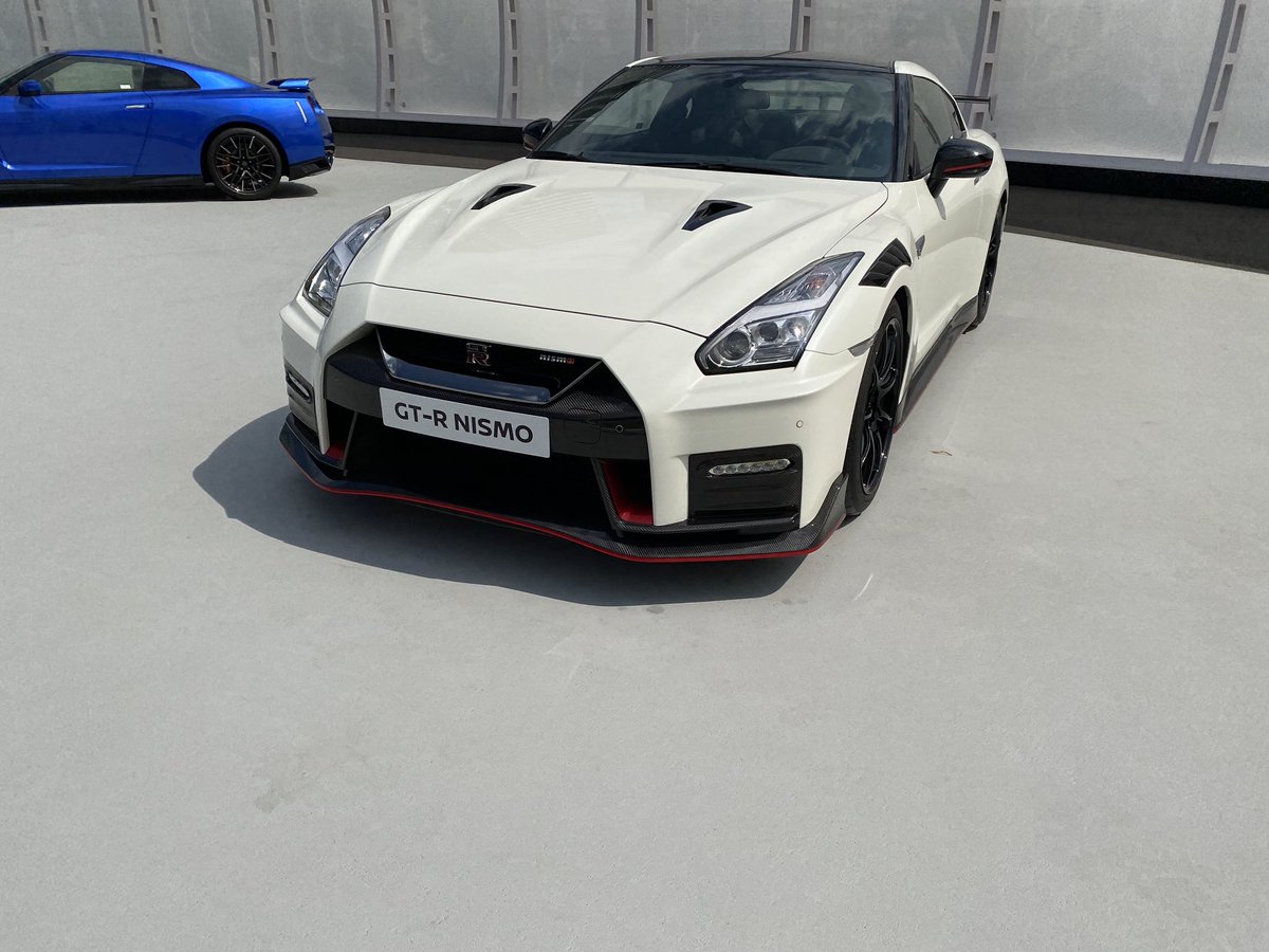 Kuro Gt R Nismo カッコいい