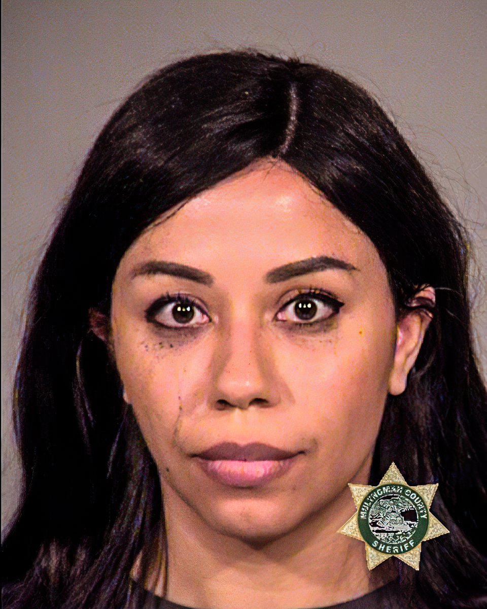 Breaking: Michelle Peterson O’Connor, a Portland hotel sales manager, 31, has been charged w/civil disorder after assaulting a cross-deputized officer during a violent  #antifa riot on 24 Aug. in Portland. This is the first confirmed federal charge involving a state trooper.