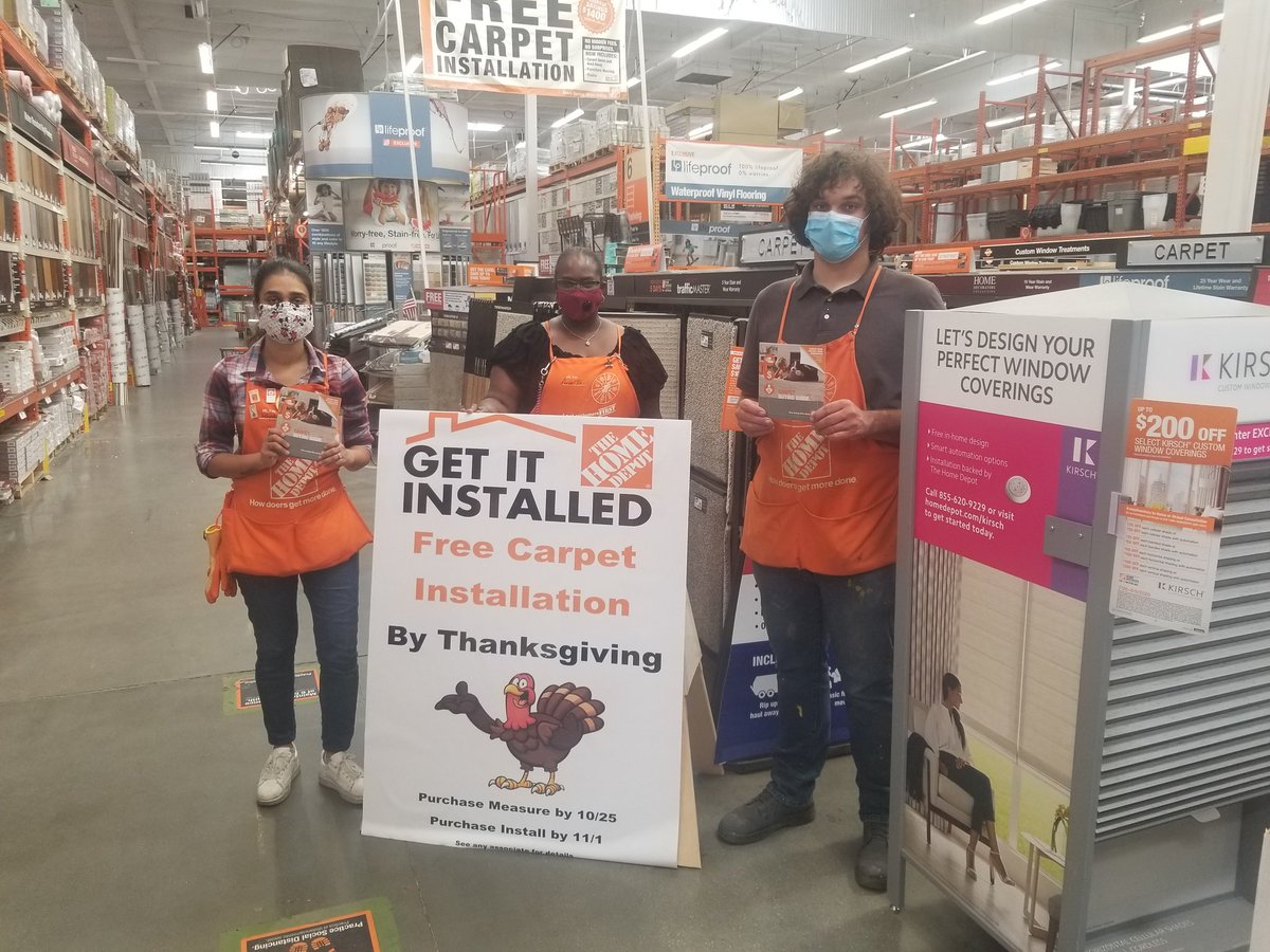 Ready too sell some carpet here at Santa Clara HD !!!! #TakeYourShare23 #THDHolidayCarpet
