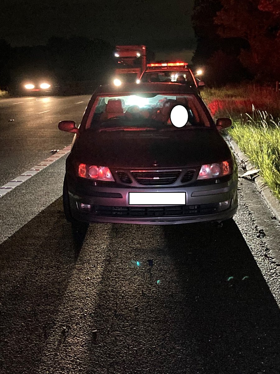 NWmwaypolice's tweet photo. Intel regarding a vehicle on the #M6 NB
Tactical stop put into place on the #M62 WB

Driver arrested for Positive Drugs Wipe - Cannabis
Vehicle also Seized as the driver had no Licence and No Insurance 

#Teamwork #MO18 #MS38 #HT89 #TX75 #MC18 #MC14 @MerPolTraffic @CheshireRCU https://t.co/RLW8a7vRfM
