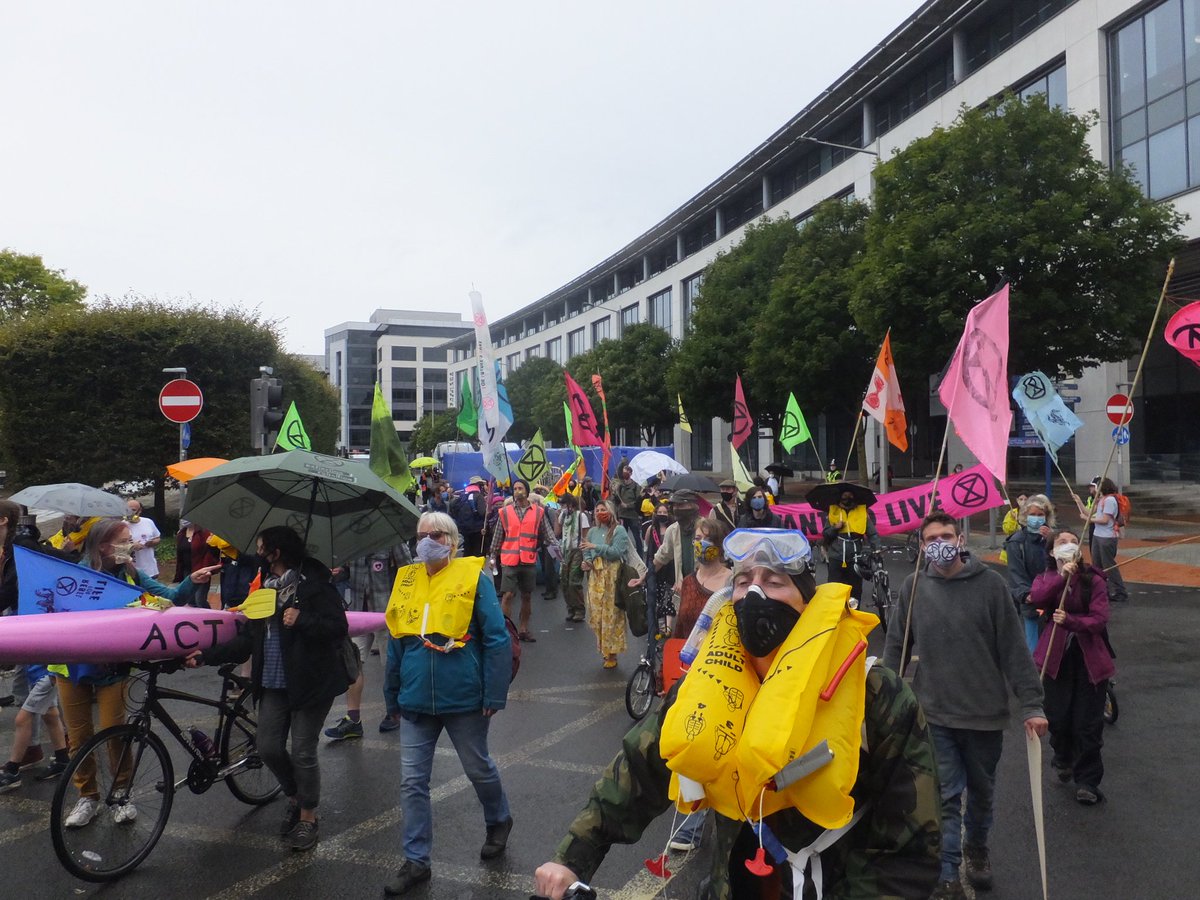 Another day of XR Youth Bristol at the #CardiffRebellion with @XRBristol, @XRCardiff, @XrCymru & @XRSouthWest demanding that MPs back the Climate & Ecological Emergency Bill. Also, turns out that @swpolice don't like people who take strolls down dual carriageways... #WeWantToLive