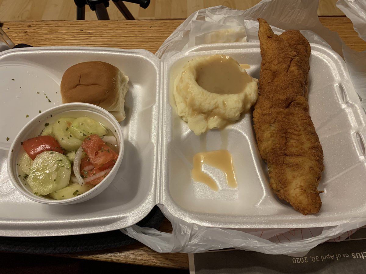 So I calculated that since it& #39;s Wednesday, it& #39;s meatloaf night at Home Plate. I pulled in the drive thru and came up to the window and asked for meatloaf with a roll, mashed potatoes and gravy, and cucumber salad. Y& #39;all. Why they give me fish?