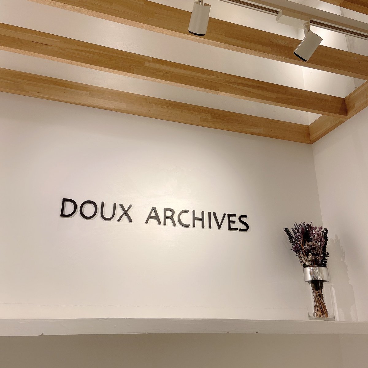 Doux Archives 店舗紹介 開放感がある内装がオシャレな 西宮ガーデンズ店 関西でおしゃれトークをしたいなら ココ ドゥアルシーヴno 1の接客上手な店長が笑顔でお待ちしております Douxarchives 阪急西宮ガーデンズ aw T Co Doux Archives 店舗紹介 開放感がある内装がオシャレな 西宮ガーデンズ店 関西でおしゃれトークをしたいなら ココ ドゥアルシーヴno 1の接客上手な店長が笑顔でお待ちしております Douxarchives 阪急西宮ガーデンズ aw T Co