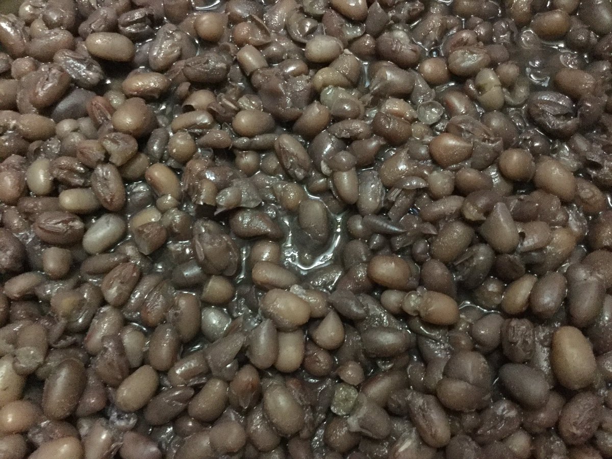小野町子 一度茹でこぼしをして まだ砂糖が少しなので色の悪い茹で小豆 昨夜 ためしてガッテンを見ていて やおら立ち上がった私は袋に半分残っていた小豆を水に浸けた んですけど やおら って 素早くとか急に だと間違って覚えてました 本当は 小野町子 一度茹でこぼしをして まだ砂糖が少しなので色の悪い茹で小豆 昨夜 ためしてガッテンを見ていて やおら立ち上がった私は袋に半分残っていた小豆を水に浸けた んですけど やおら って 素早くとか急に だと間違って覚えてました 本当は