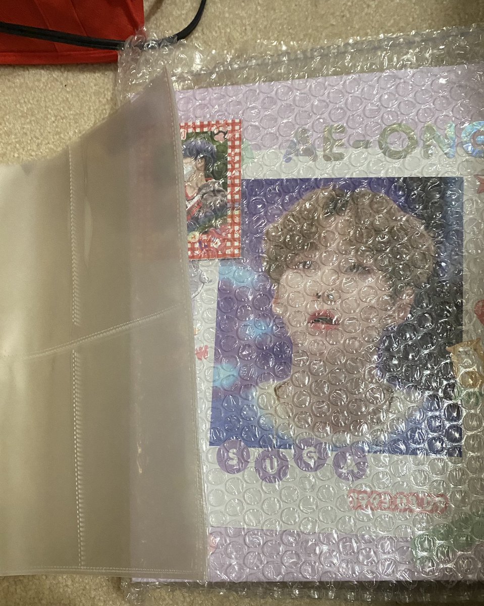 yoongi photo binder inc. 10x 4 pocket sleeves (x1) $39.64it already came with some 2,4 and 9 pocket sleeves as well