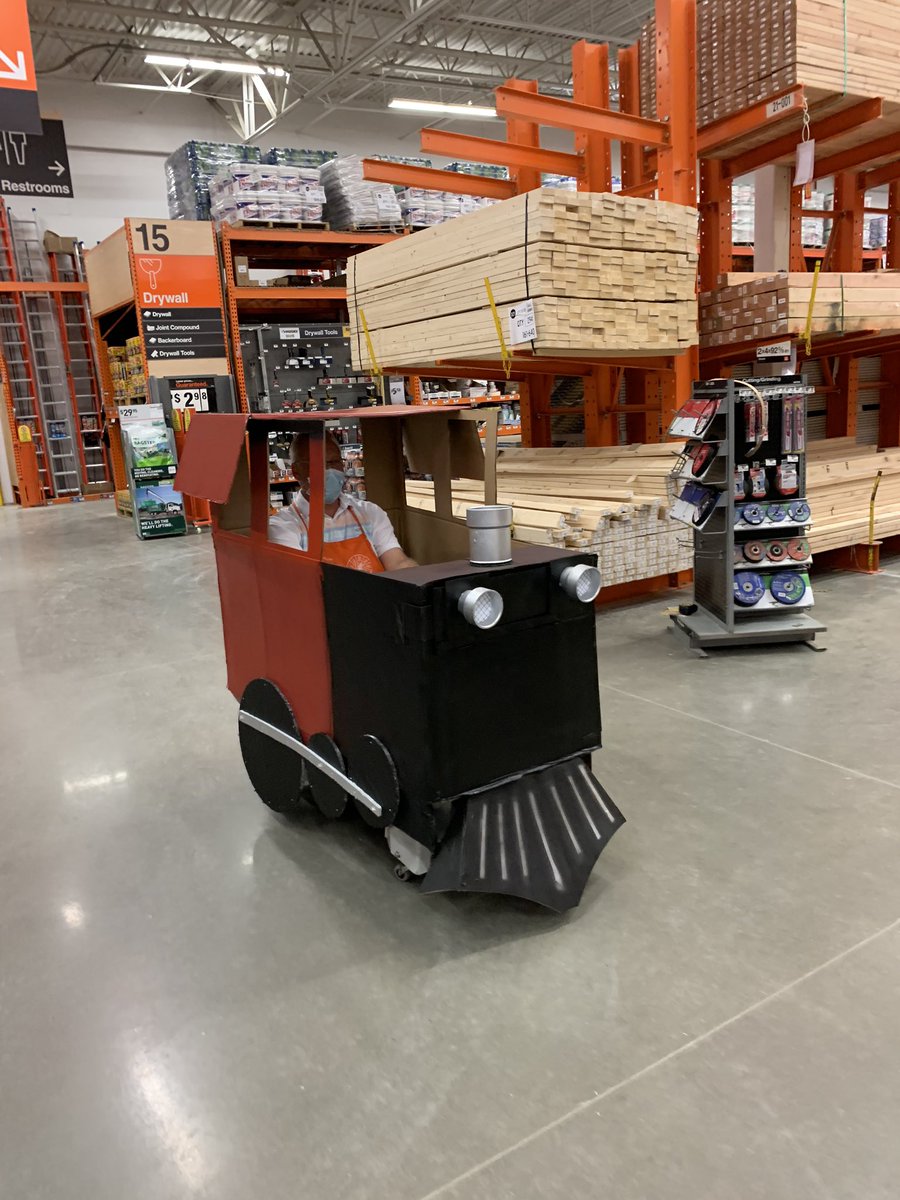 OmyThd's tweet photo. Freight Train Day... today we want to show appreciation to our Freight Team... we are so thankful for having such an amazing team! #associaterecognitionweek #Homedepot1755 #Homedepot @JoseJim52583503 @jhiltonthd https://t.co/0jzIsrgGnw
