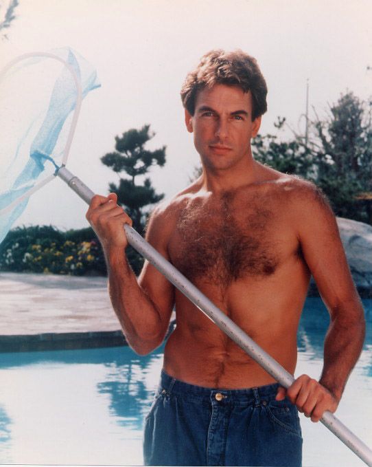 I almost forgot to wish my fake dad a happy birthday!!  Happy birthday Mark Harmon!!! 