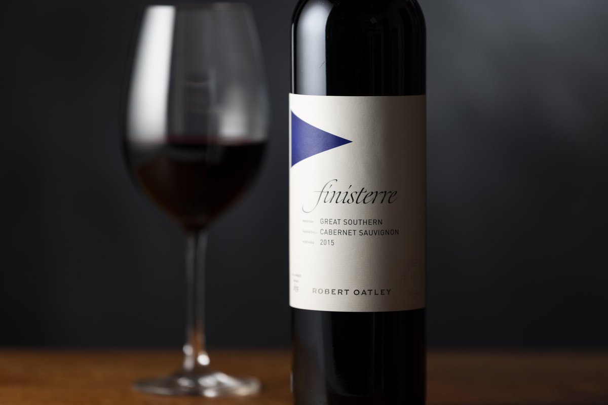 It’s International Cabernet Day today and we are celebrating iconic Café Sydney restaurant, sommelier <a href="/SimonCurkovic/">Simon</a> offering our Finisterre Cabernet by the glass to their very happy diners. Great taste Simon!
#internationalcabernetday #cabernetsauvignon #cabernet #cabsauv