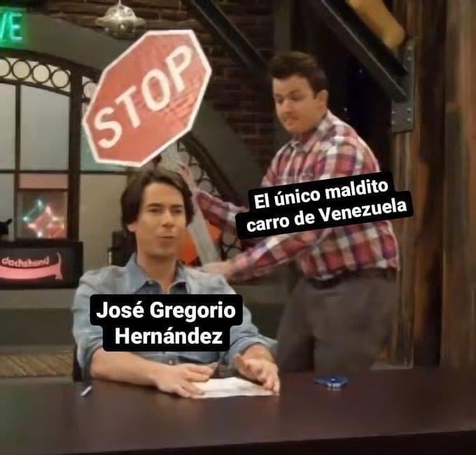 Yurisky's tweet photo. Qué bolas hoy cumpleaños @cantreadmymind y yo en vez de felicitarla, hablando como una pajúa de José Gregorio Hernández (el amor de su vida) 😆😭😆😭

#WorstFriend https://t.co/rwLwsbF4Zu