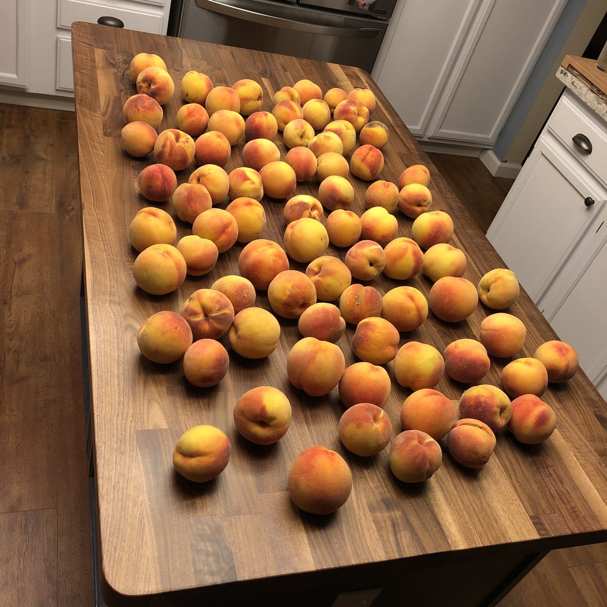 Mark Lescroart tweet media