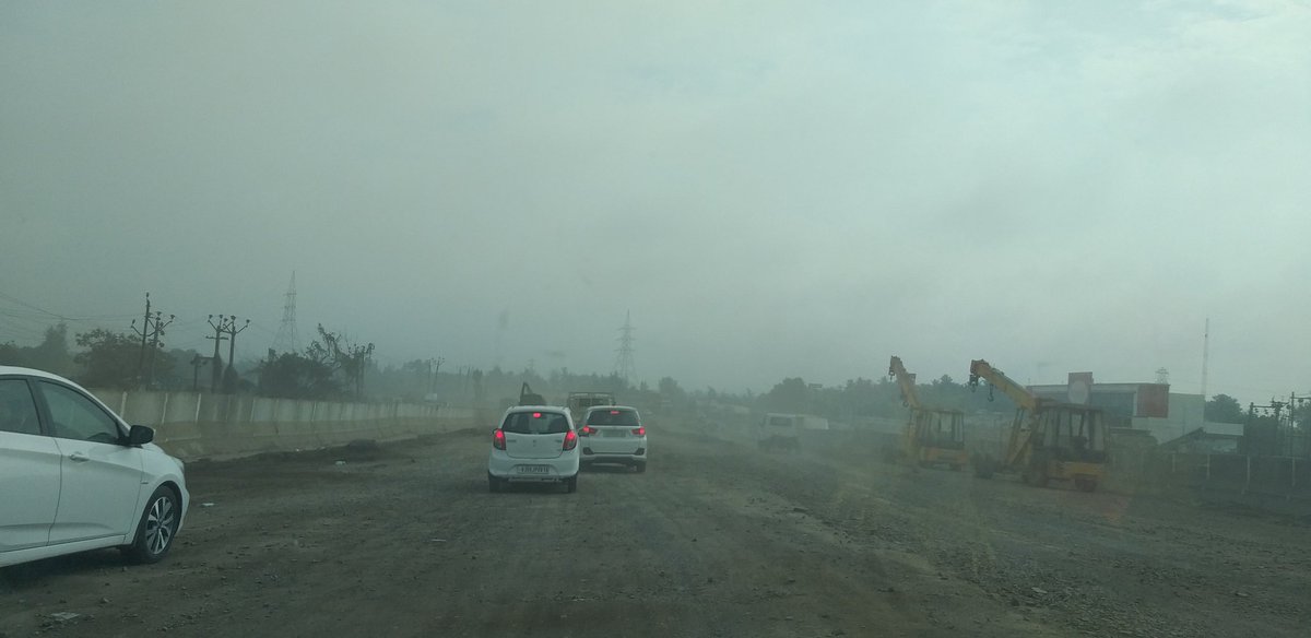 BhaskarBodi's tweet image. It only happens in Gujarat the busiest highway in India, NH 48 where one has to pass his car on half constructed bridge. @CMOGuj @MORTHIndia @MORTHRoadSafety  @nitin_gadkari #irbinfrastructuredevelopers