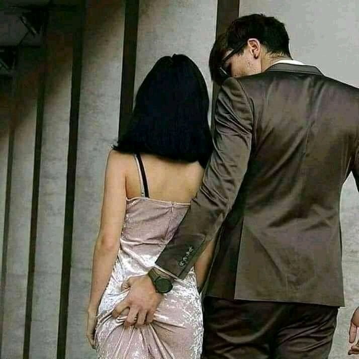 त्यो रुपमतिको भिजेको शरीर देखेपछि ती बाजेले पनि दस पटक त थुक निले होलान तर केही भन्न आट गरेनन,