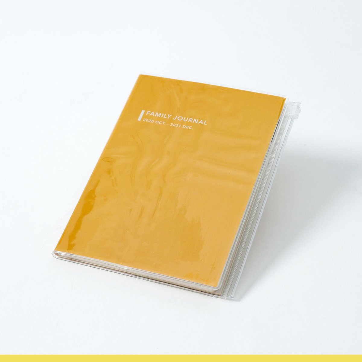 3coinsスリーコインズ 公式 New 表紙と中身を選んで 組み合わせ0通り以上 カスタムできる手帳が入荷致しました ファミリー手帳 300円 税込330円 店舗により在庫が異なりますので お立ち寄りの店舗までお問い合わせください 中身は