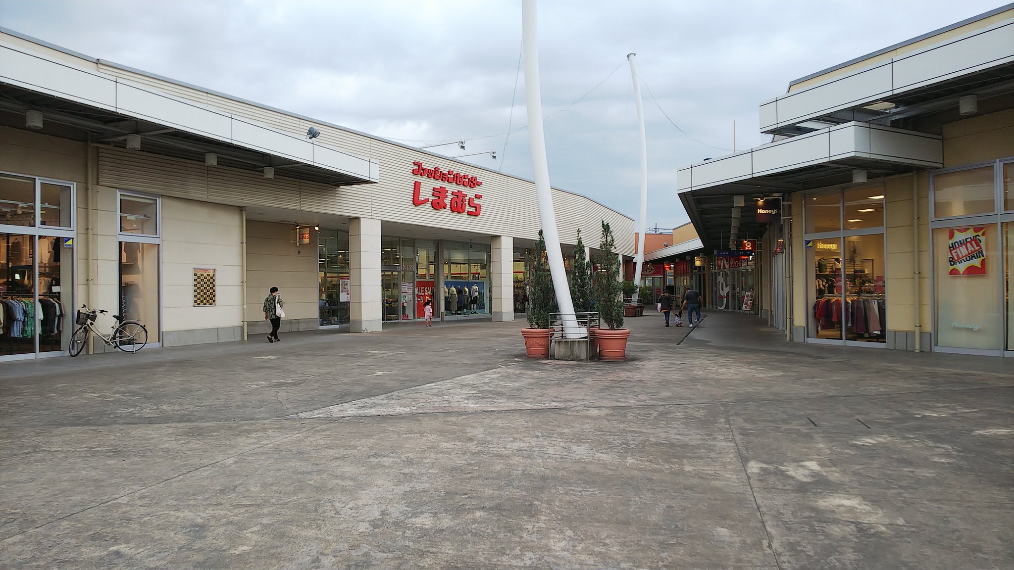 たいせ 桐生市相生町にあるショッピングモール マーケットシティ桐生 核店舗とモール設置運営はヤオコーで開設は05年 核店舗のヤオコーの他にマツモトキヨシ ユニクロ しまむら ヒマラヤ ライトオン ダイソー マクドナルド