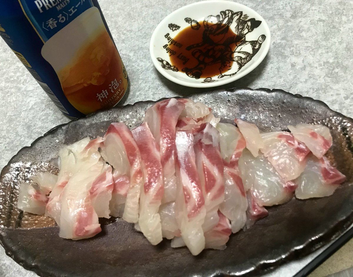 この前tlで見かけた高知県の真鯛がやっと家に届いた めちゃくちゃ美味い 1 まさち 原稿のイラスト