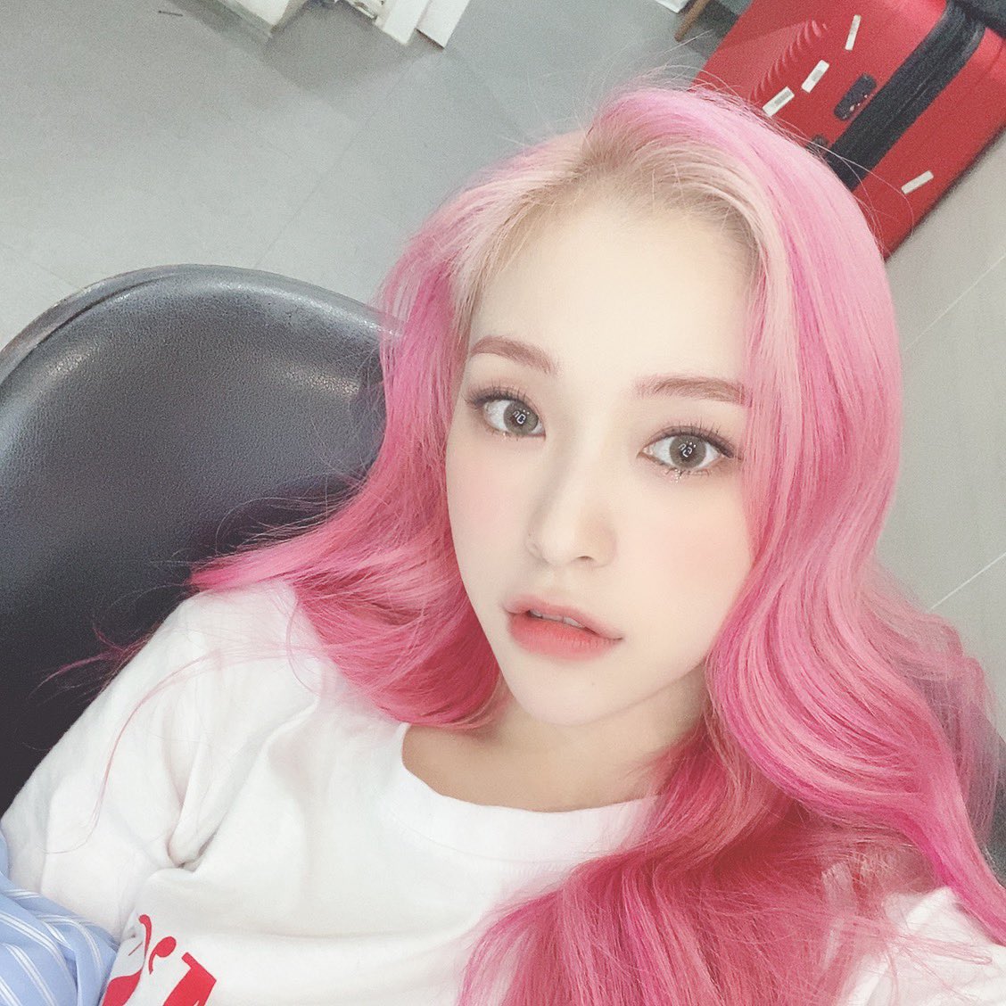 pink gahyeon again bc she deserves
