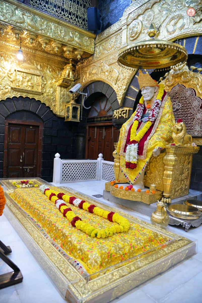 SSSTShirdi's tweet photo. *श्री साईबाबा संस्थान विश्वस्तव्यवस्था,शिर्डी*
  *शनिवार दिनांक २२ ऑगस्ट २०२०*
 *🌹 माध्यान्ह आरती 🌹* https://t.co/1qpIQyxirM