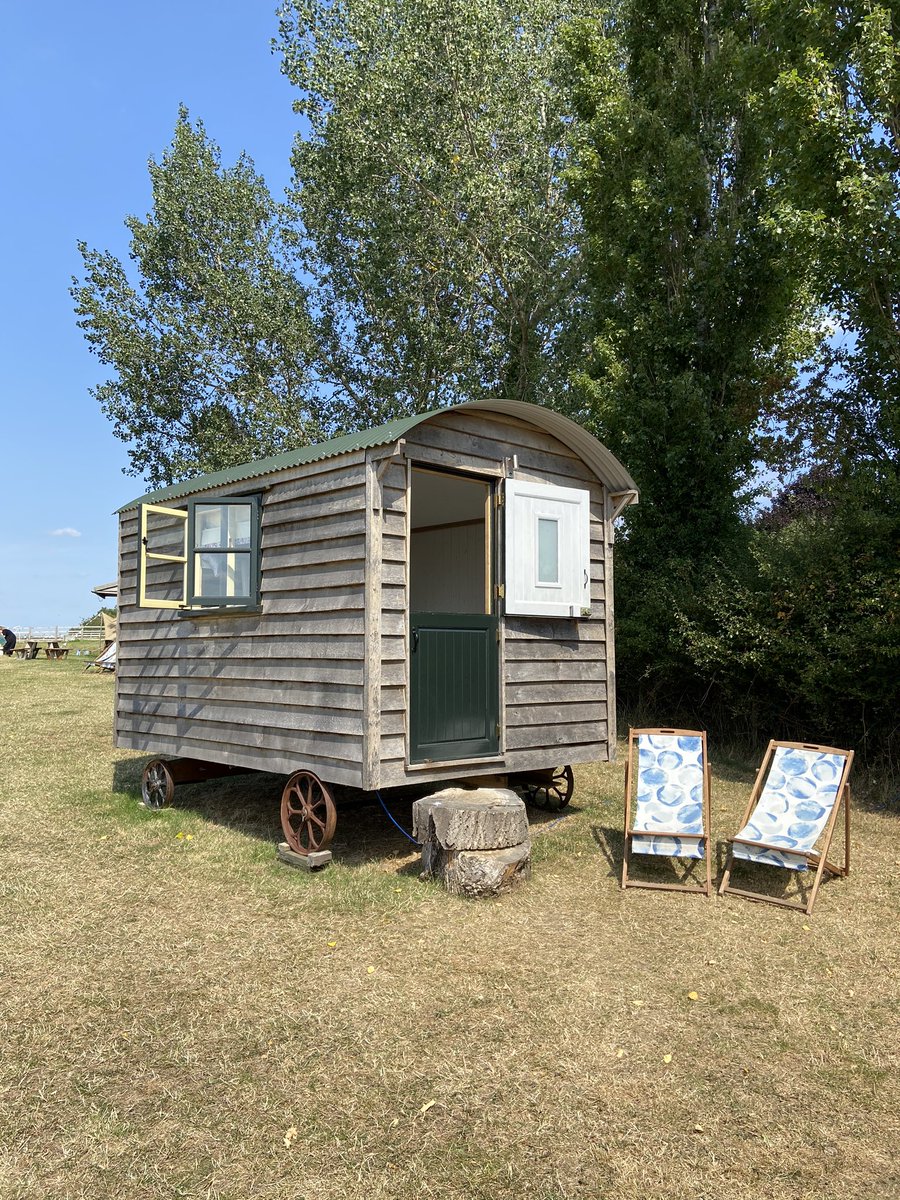 Last minute availability in our gorgeous ruby red shepherds hut between 23rd-28th August! Book via our website hilltophideaways.com #shepherdshutglamping