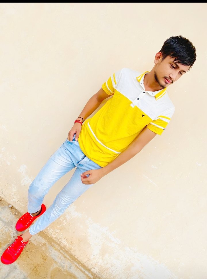 SGujjar001's tweet photo. Hey guys , I am new on Twitter plzz support🙏 and follow me . 
I am feeling happy😜 after using this app it's amazing 👌 now but when u guys are connected🤝 to me it will get more amazing 👏😍 ❤️ #sagartanwar #Twitter #follow @SGujjar001 @ShraddhaKapoor https://t.co/gDlsr1Sixu