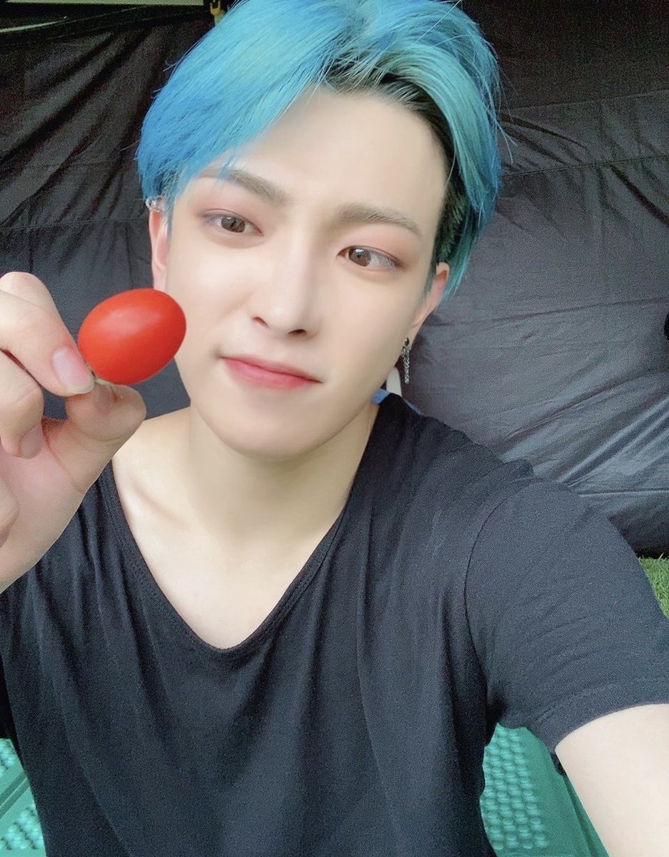 Ft. Hwa  and a tomato. The day it occurred to us that they're about to start performing one day at a time and we are not ready