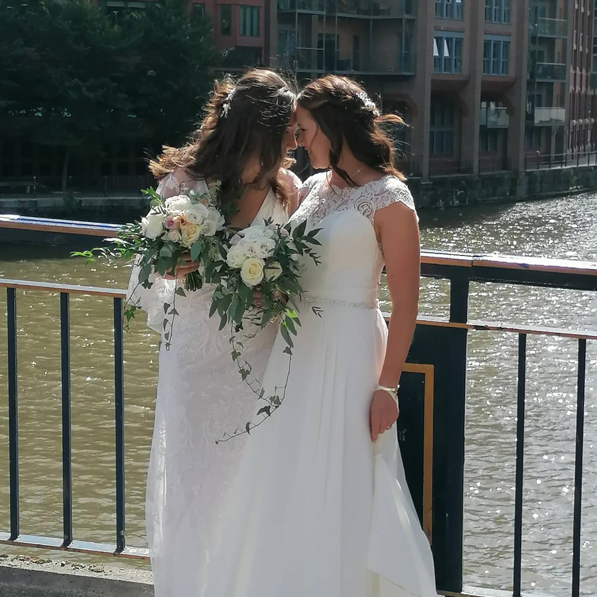 LauraTAFF86's tweet photo. Love a wedding, especially when it's one of your best friends. Had the best day ❤️♥️❤️. Lots of love all around xx https://t.co/tvLEUBMrU1