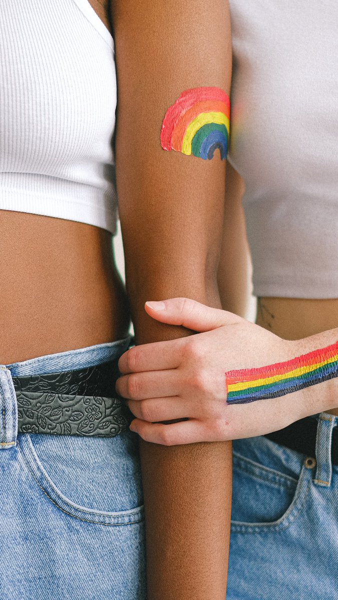 taluddk's tweet photo. Hav en fantastisk pride ❤️🧡💛💚💙💜Vi hylder mangfoldighedens fest #talud#pride https://t.co/6S4oUhKNvc