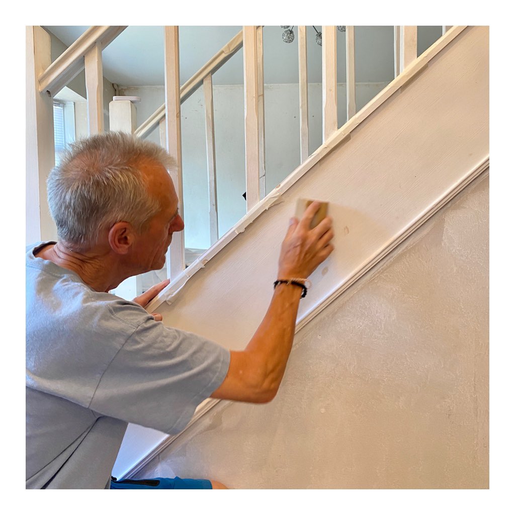 MalcolmHandyman's tweet photo. It’s all in the preparation. #whitstable #painting #housepainting #handyman #handymanservices #oddjobman https://t.co/PW0Fjm1GiE