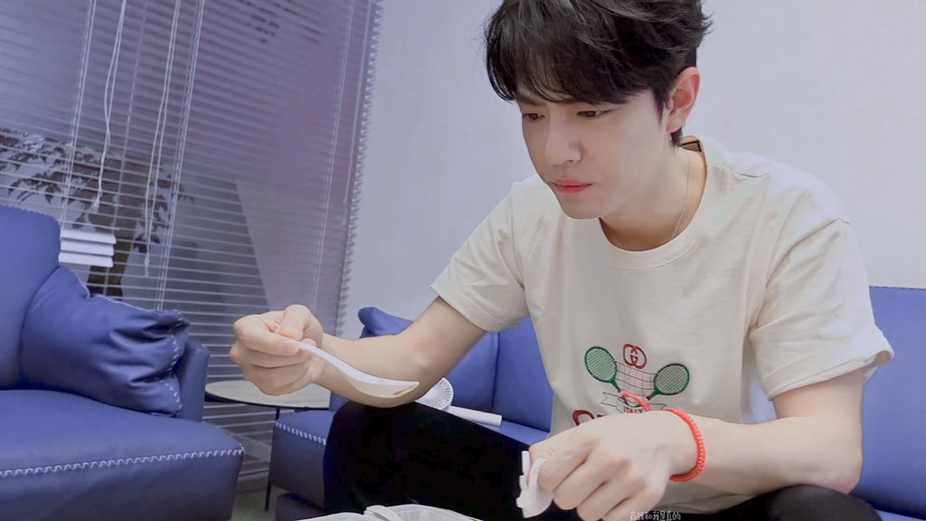 หยวน ϟ tweet media