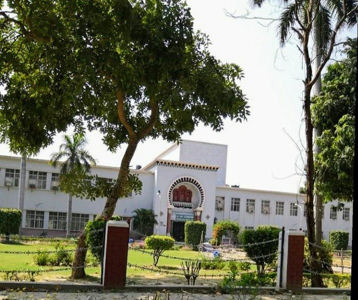 thealigsportal's tweet image. Let&apos;s see Who will Recall Name of all Reading Rooms of Maulana Azad Library, Aligarh Muslim University?

📢
#AcceptChallenge #MyCampus #AMU💚