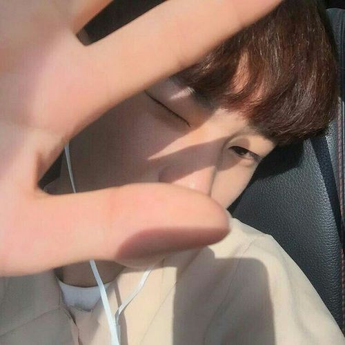 𝕭𝖗𝖔𝖜𝖓ft.แด๊ดดี้comebackแล้วค่ะ tweet media