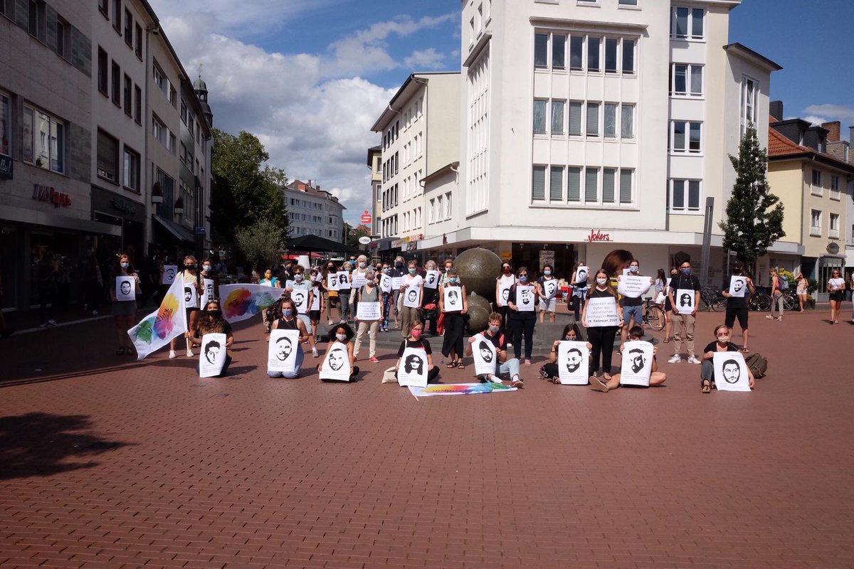 mitmission_eV's tweet photo. Eindrücke aus Hanau und von der Mahnwache in Gießen. https://t.co/XzBkw9TcX8