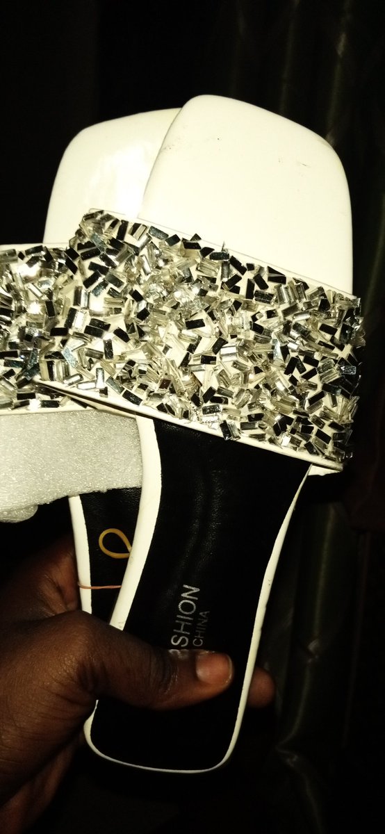 mide_ibrahim's tweet photo. Hi everyone
Are u in Minna/Abuja?
U need brand new slides and wears at an affordable price ?
Why go far
When u have it just at ur door step
Location: MI wushishi estate, Minna, Niger state,
All slippers going out for 4500-5000
Depends on what u want
DM on WhatsApp 08095811977 https://t.co/lhynSGUNvL