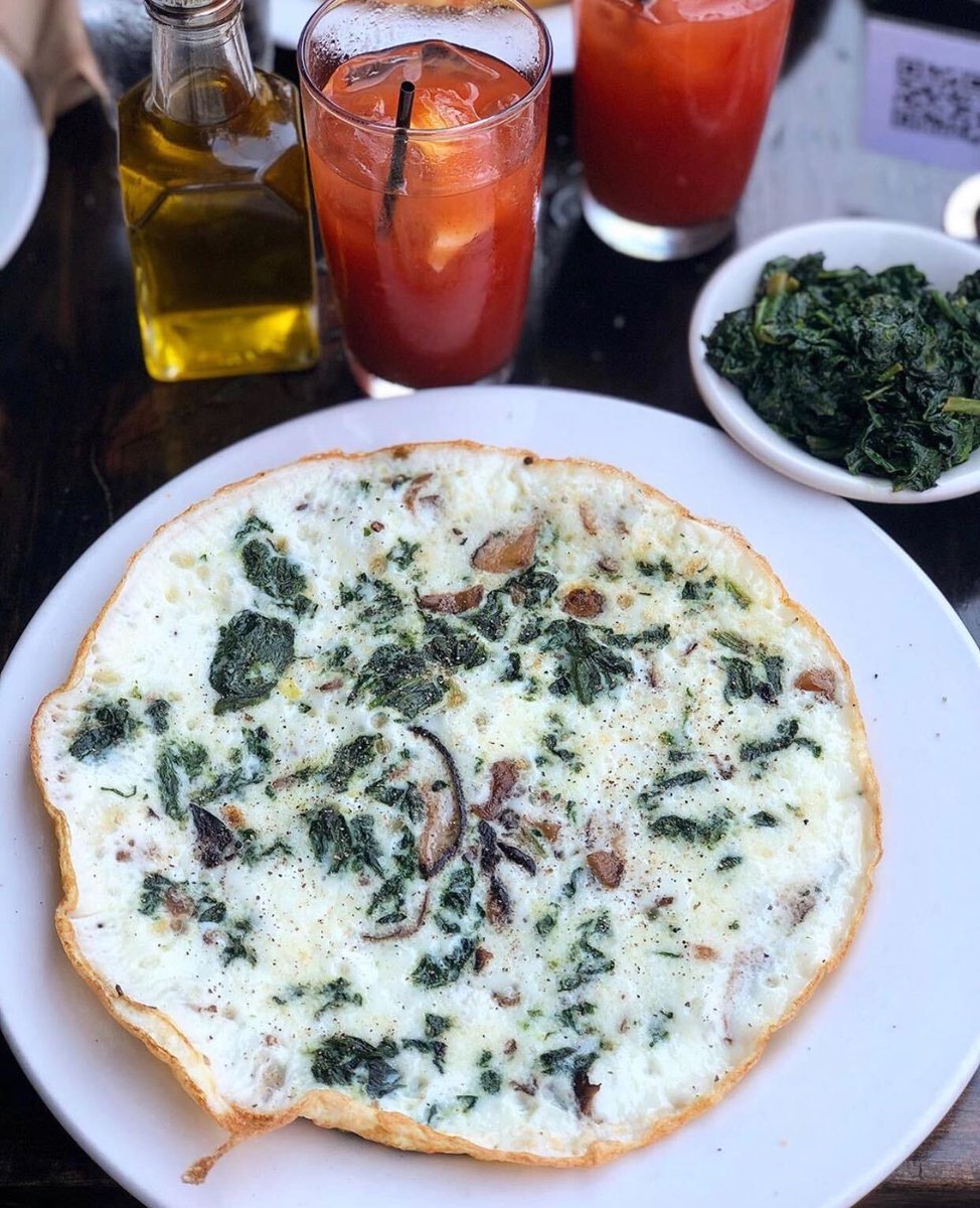 Egg white frittata with spinach and mushrooms. Brunch with us Saturday and Sunday from 11am.
📸: eatup_ny (IG)