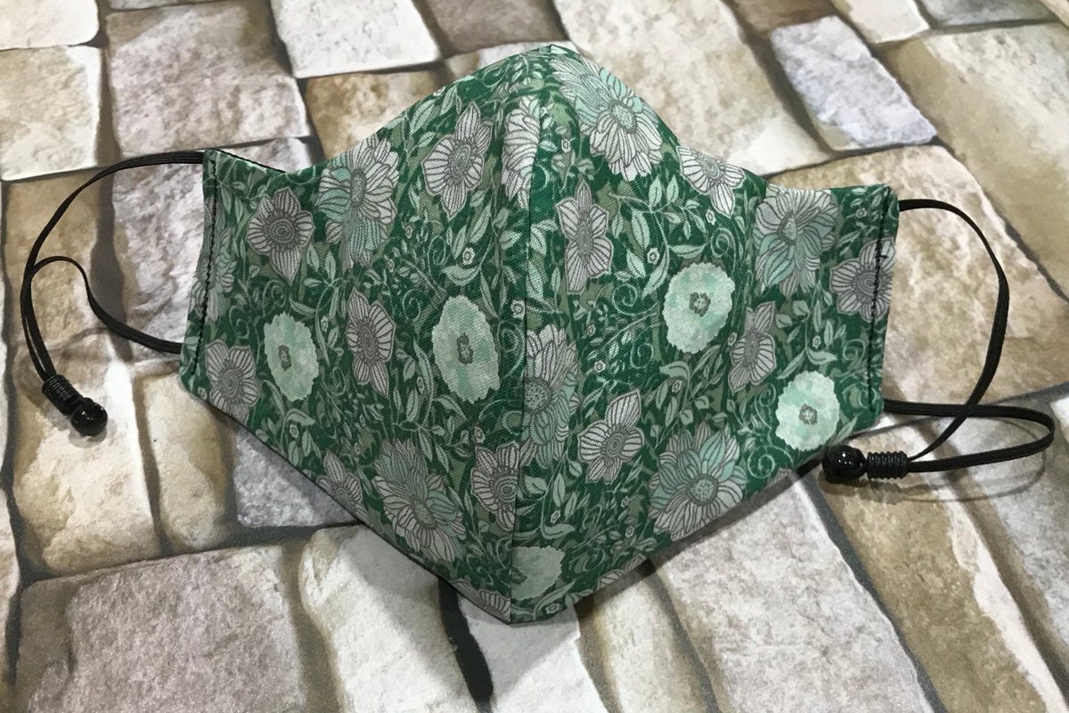 jadorly's tweet photo. Excited to share the latest addition to my #etsy shop: Green Floral Protective Face Covering, Washable; Reversible Face Mask with Filter https://t.co/mqKIM3lieE #green #reversiblefacemask #reusablefacemask #fabricfacemask #maskwithfilter #formfittingmasks #travelmask https://t.co/fl57IphAhd